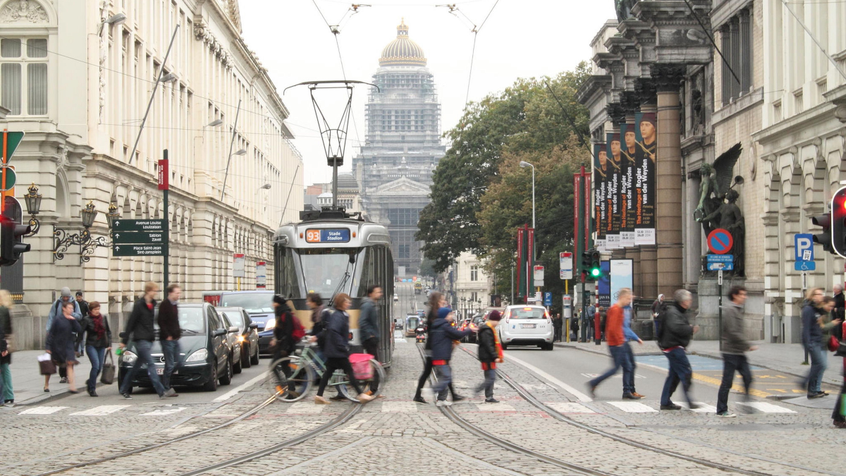 New studies, new plan: Brussels aims even higher after cycling grows by 20% and road fatalities decrease
