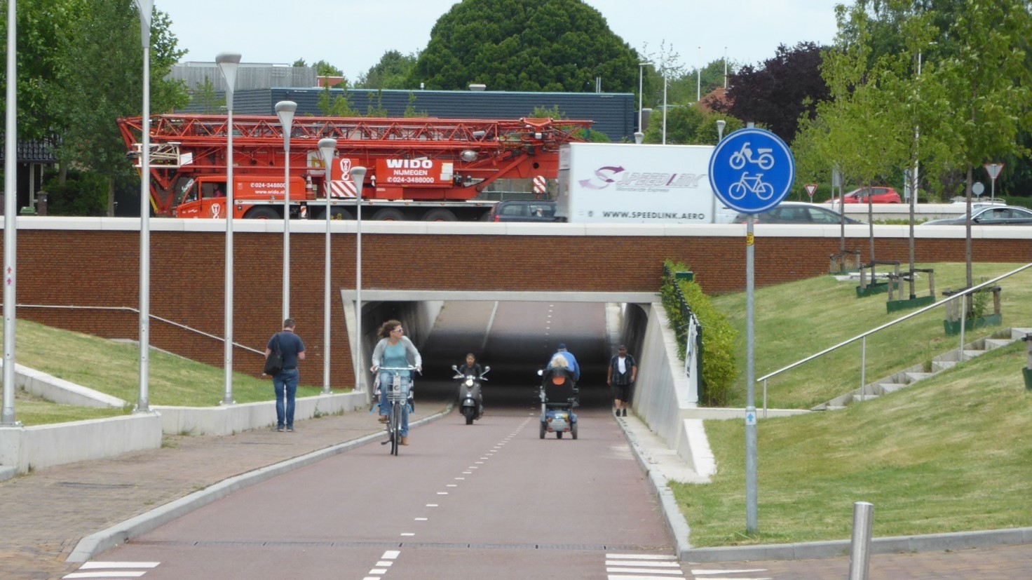How much does a cycle track cost?